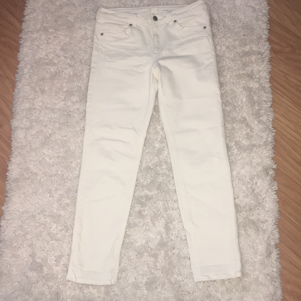 H&M distressed white jeans